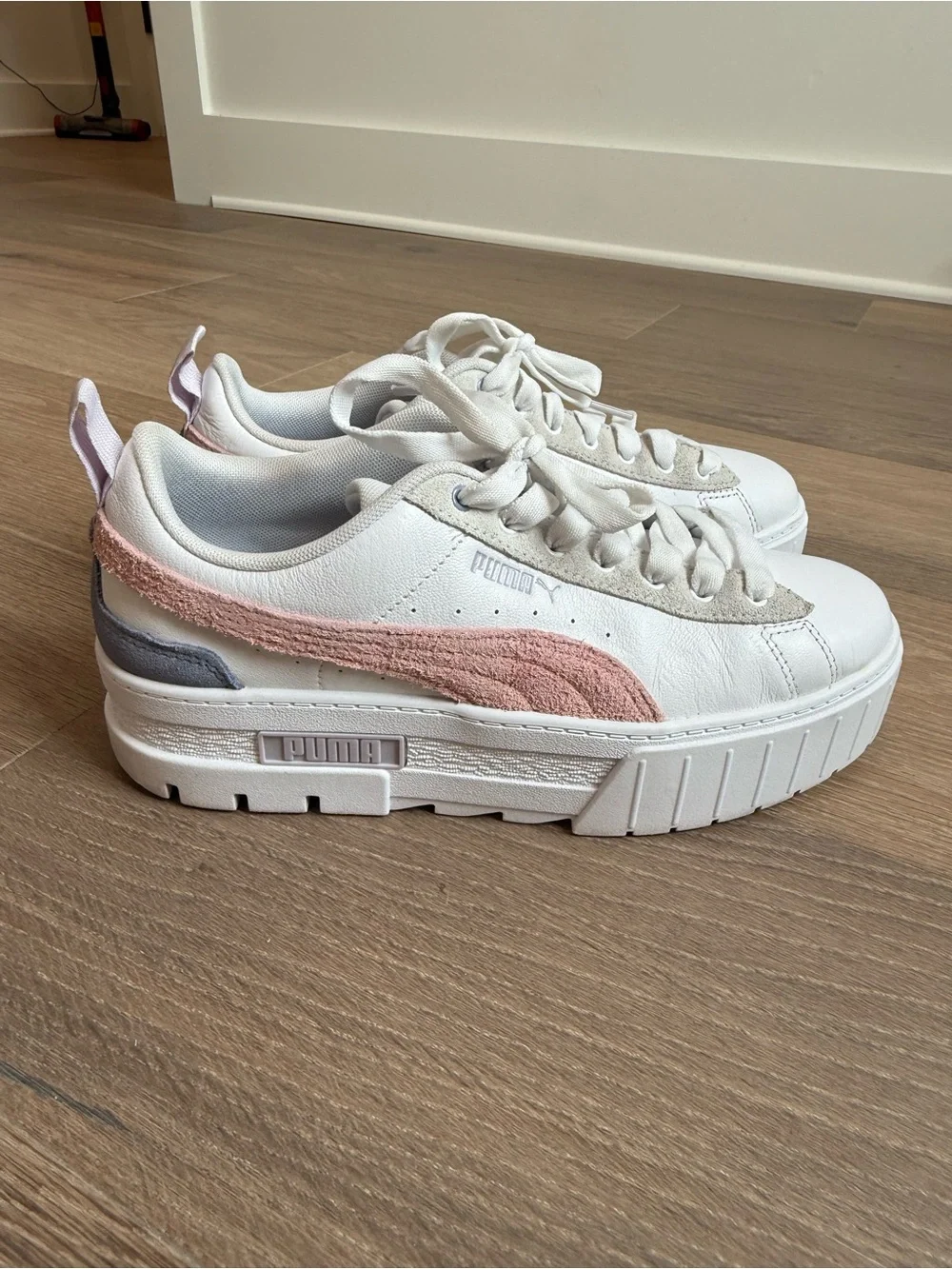 Puma White Sneakers with Pink Suede Formstrip and Gray Accent